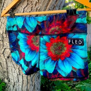 Fleo booty shorts size medium